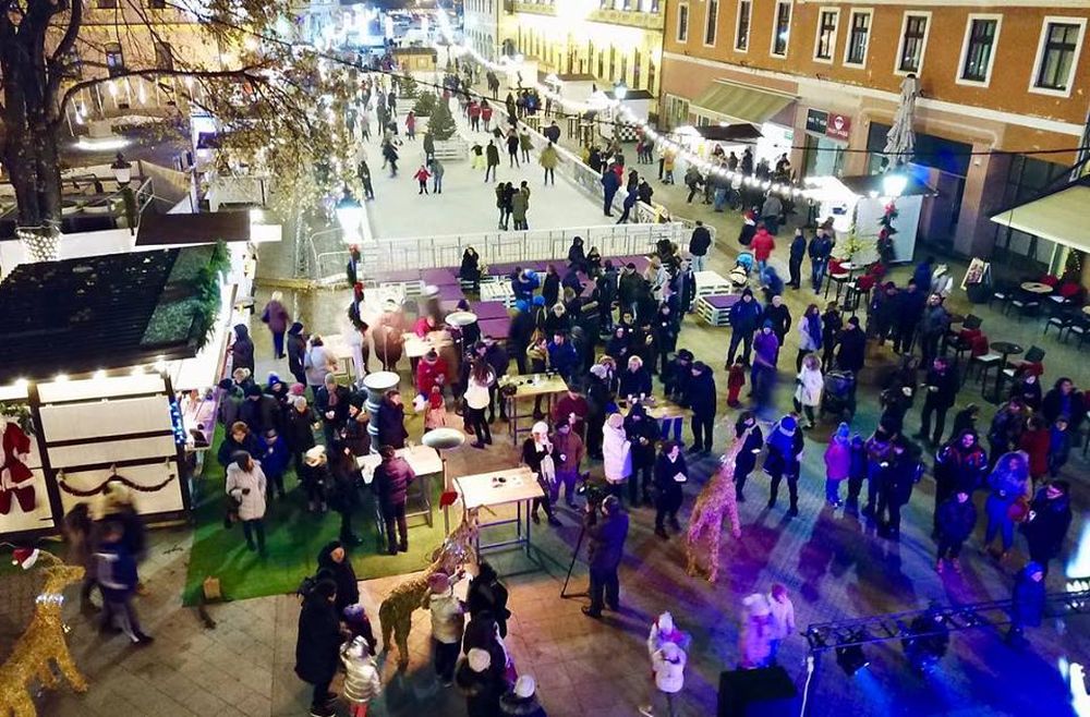 Otvoren Advent u Vinkovcima!